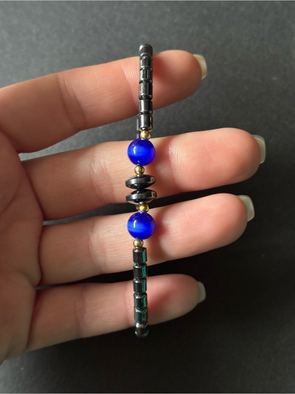 Vintage Hematite Bead Bracelet | Blue Cat Eye Accent Beads - Picture 4 of 8